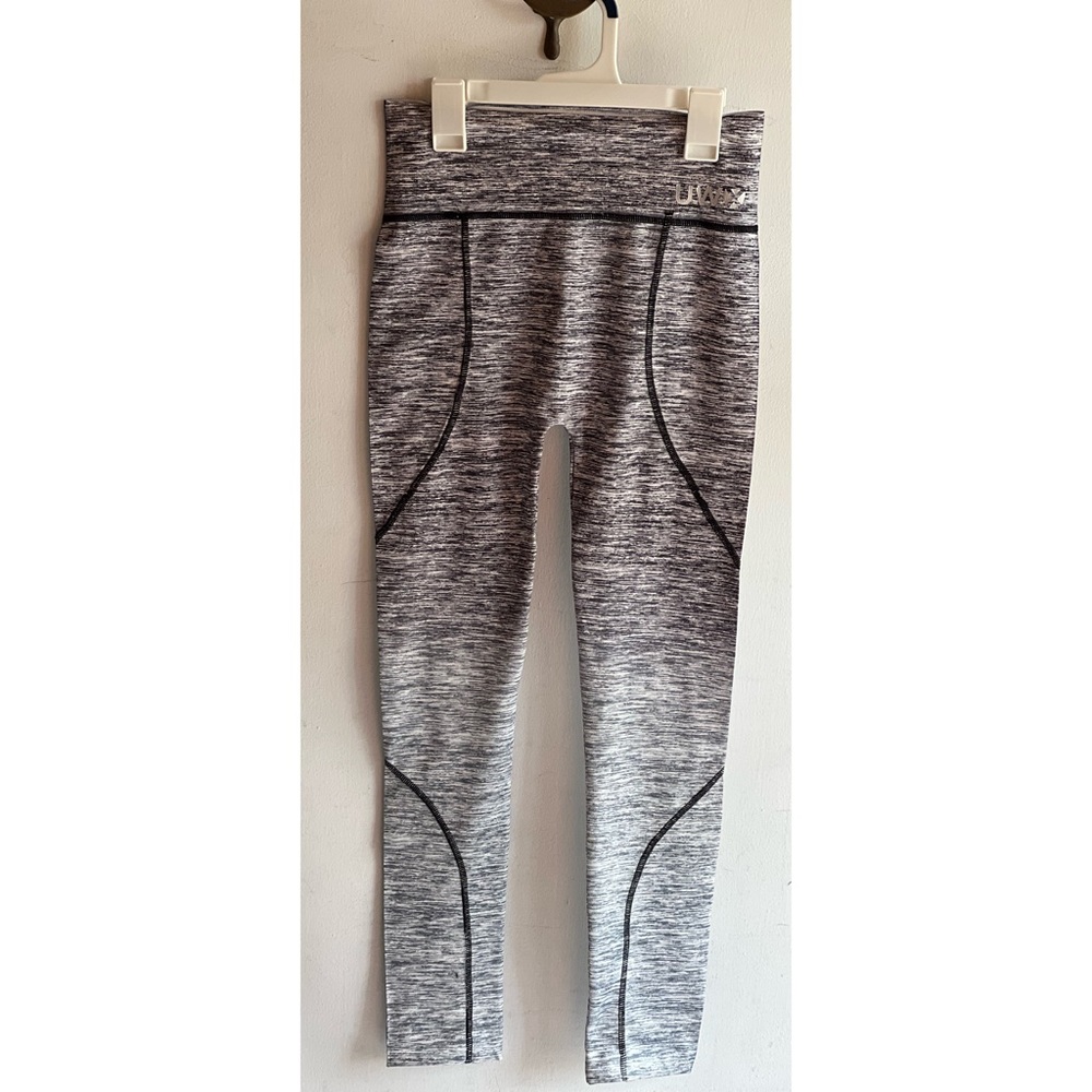 UWX Sport Leggings NWOT Size S/M